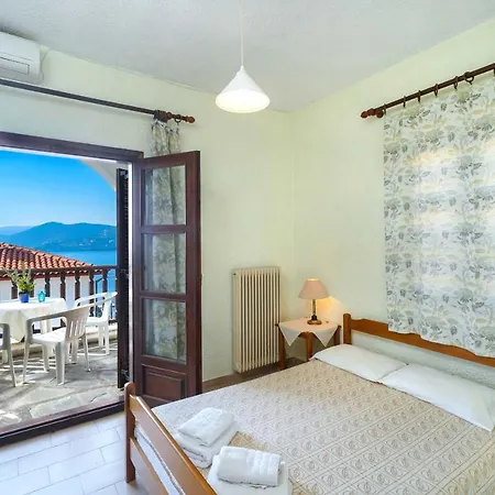 מלון Kritikos פירגדיקיה